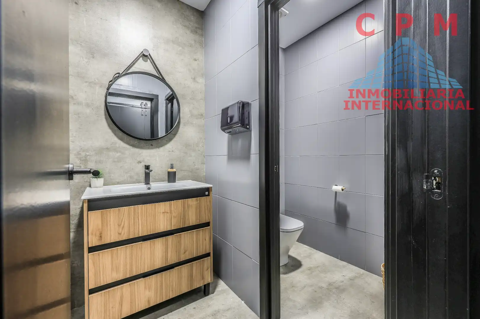 Badezimmer von Fabrikhallen zur Miete in Villaviciosa de Odón mit Heizung und Alarm