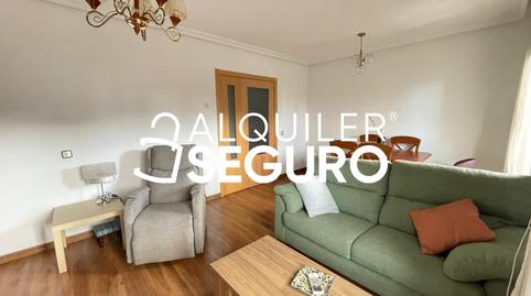 Foto 3 de Piso de alquiler en De Ntra. Sra. de Valvanera, San Isidro,  Madrid Capital