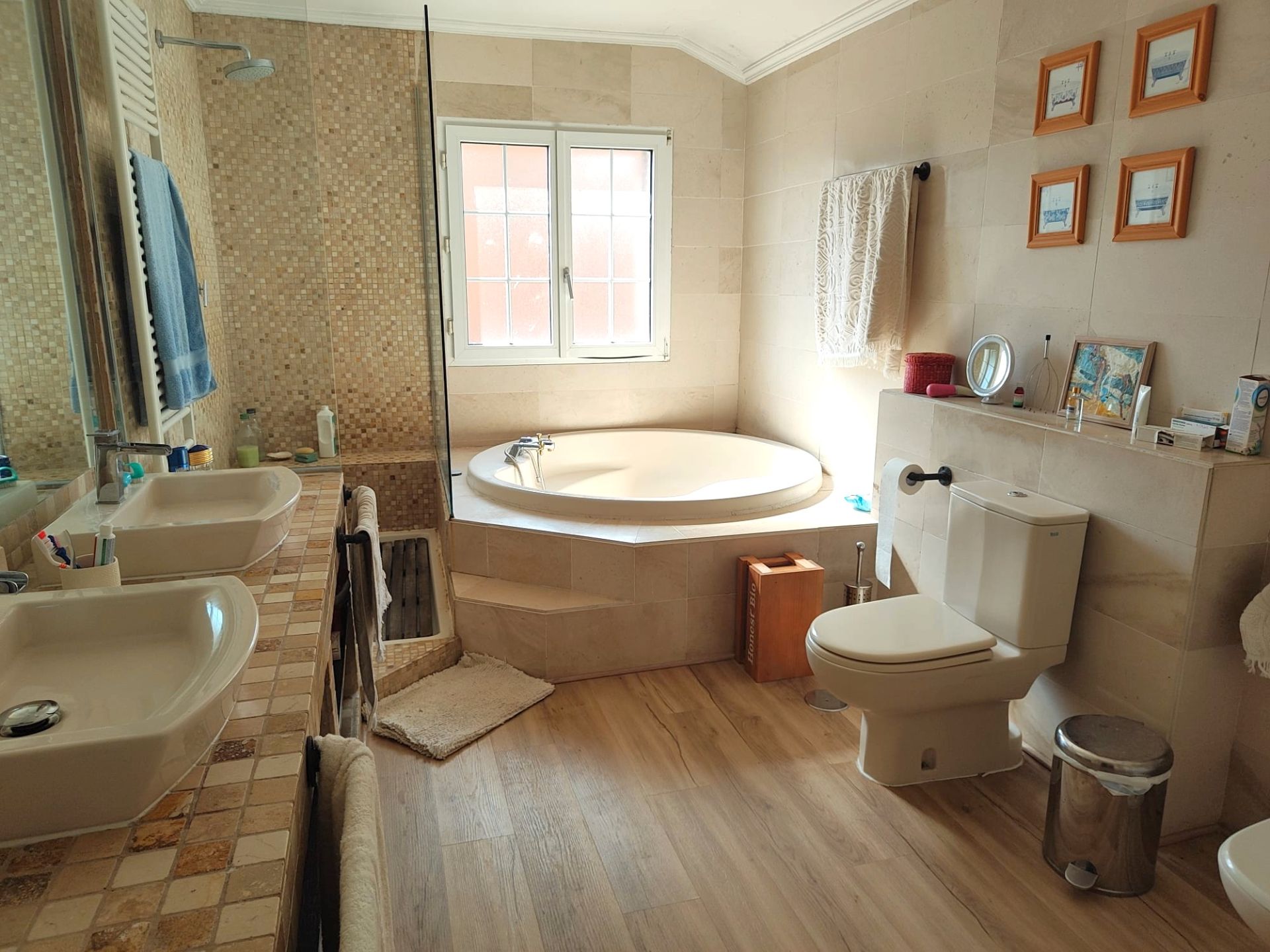 Bathroom of House or chalet for sale in Guadarrama  with Air Conditioner, Heating and Private garden