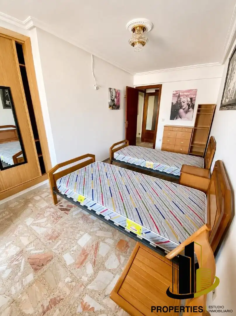 Habitación de Casa o chalet en venta en Santibáñez de Béjar