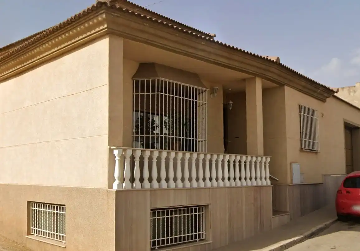 Vista exterior de Piso en venta en Martín de la Jara