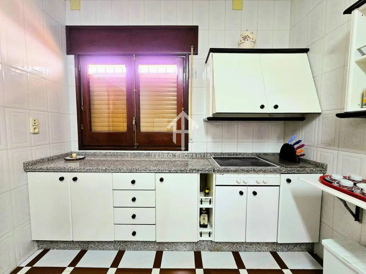 Cuina de Casa o xalet en venda en Algarinejo amb Aire condicionat i Terrassa