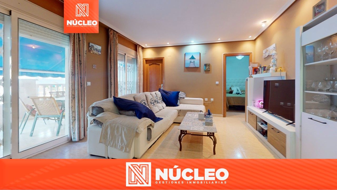 Living room of Flat for sale in Torrevieja  with Air Conditioner, Heating and Terrace