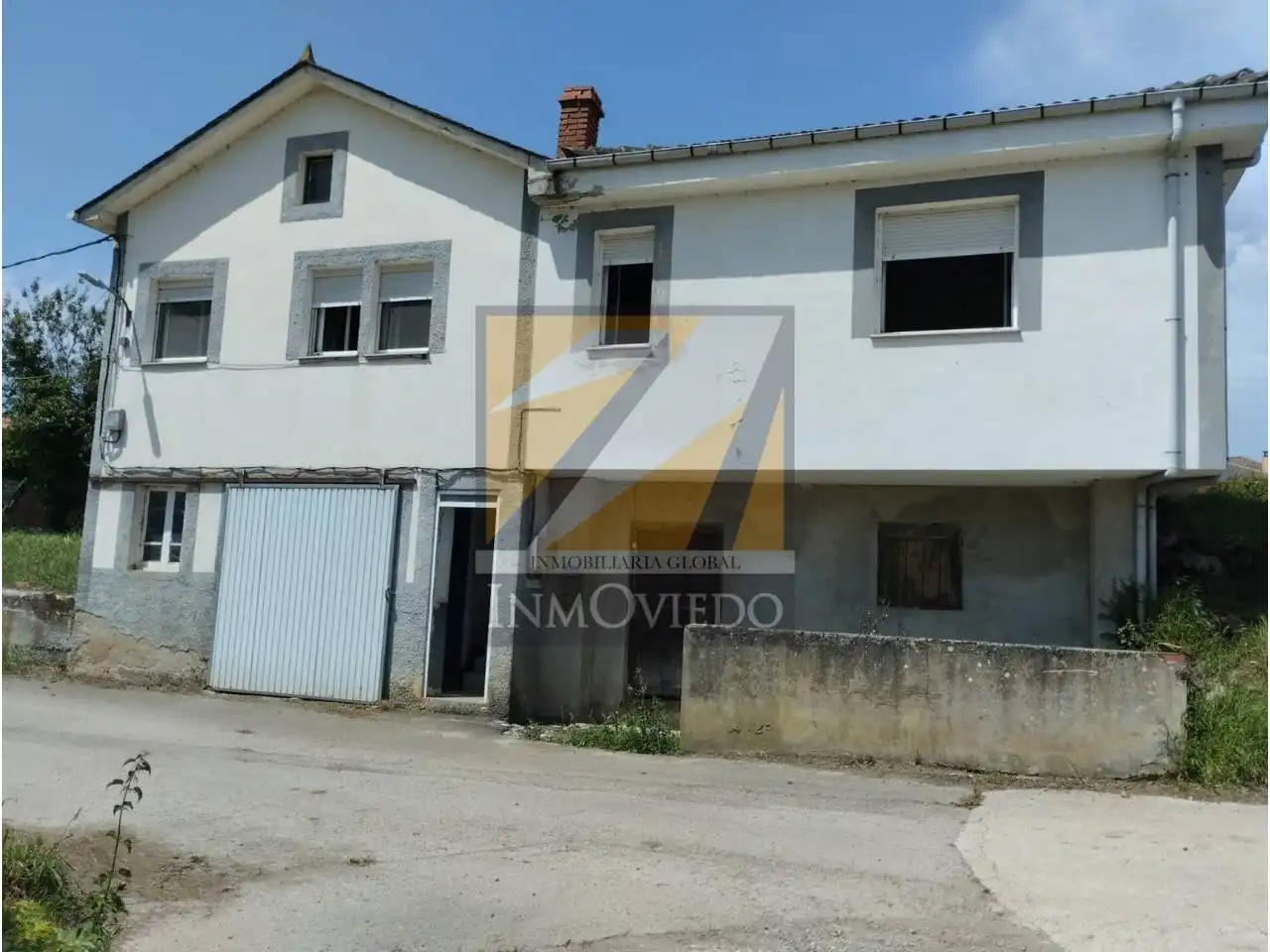 Casa amb jardí en venda a Carretera SAN ESTEBAN DE RELAMIEGO