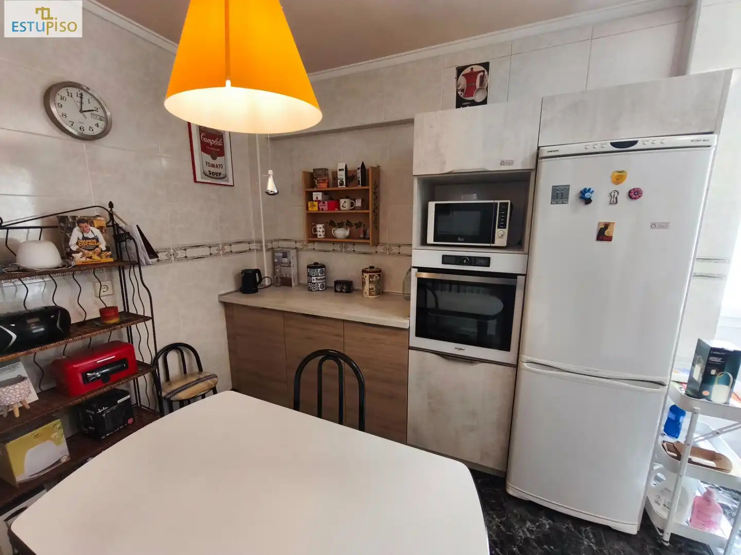 Kitchen of Flat for sale in Vitoria - Gasteiz  with Heating, Parquet flooring and Furnished