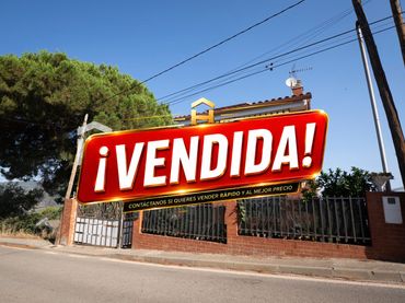 Casa amb balcó en venda a Torrelles de Llobregat