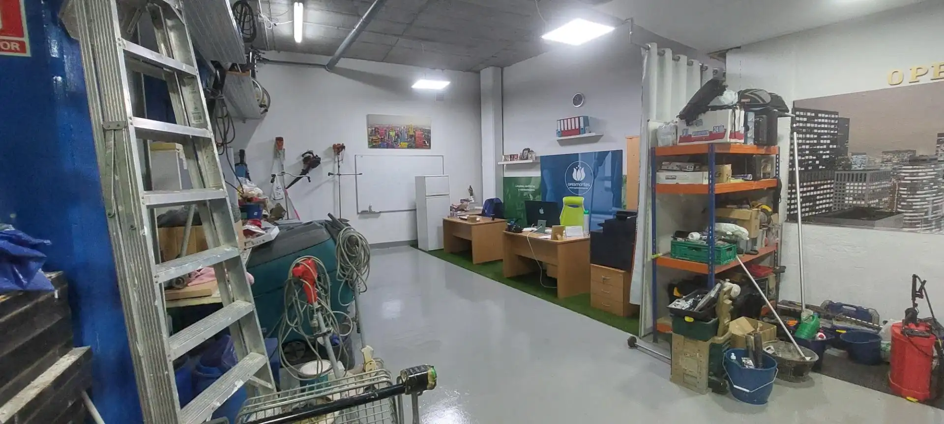 Storage room for sale in Algeciras