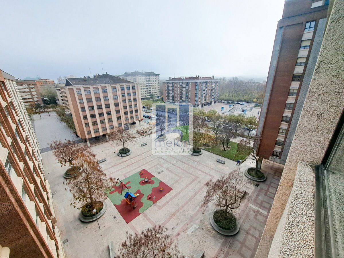 Exterior view of Flat for sale in Burgos Capital  with Storage room