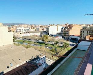 Exterior view of Attic for sale in El Vendrell  with Terrace, Storage room and Balcony