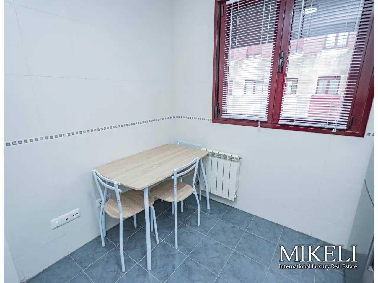 Cocina de Dúplex en venta en Santander con Calefacción, Terraza y Trastero