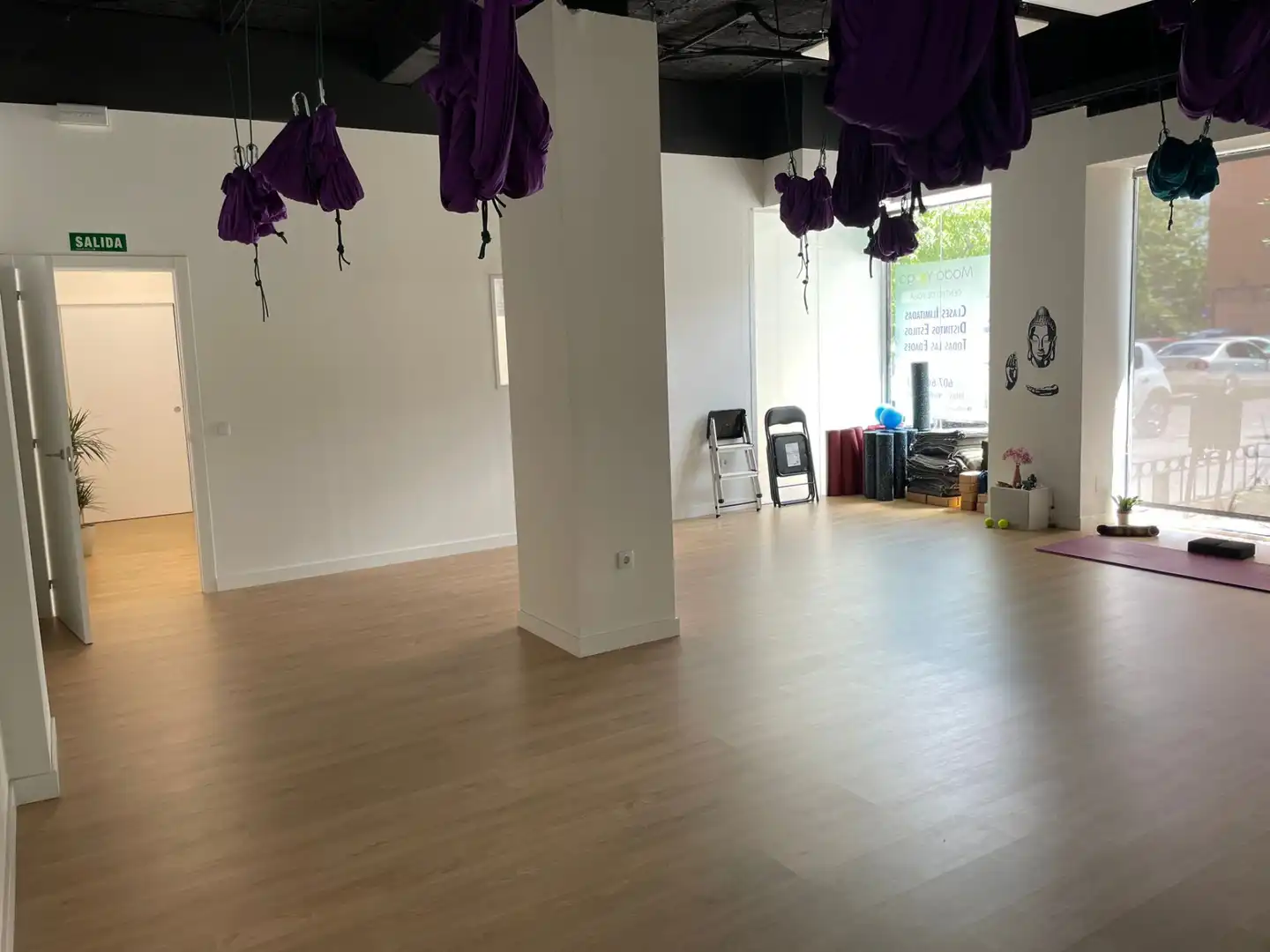 Commercial properties for sale in Alcorcón  with Air Conditioner and Alarm