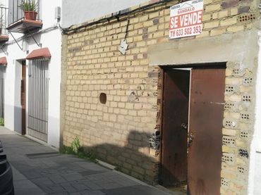 Wohnbaugrundstück zum Verkauf in Calle Virgen del Pilar 6