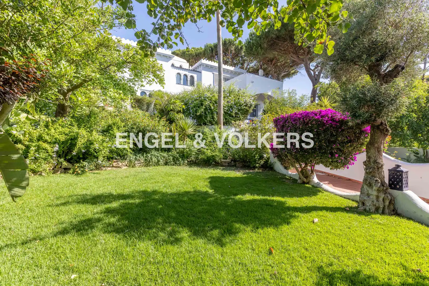 Außenansicht von Country house zum Verkauf in El Puerto de Santa María mit Klimaanlage, Heizung und Privatgarten
