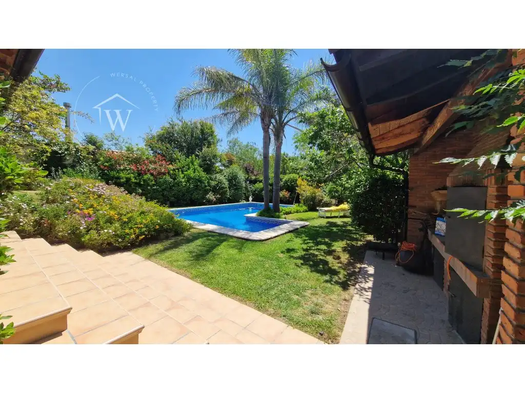 Jardí de Casa o xalet en venda en Cambrils amb Aire condicionat, Moblat i Balcó