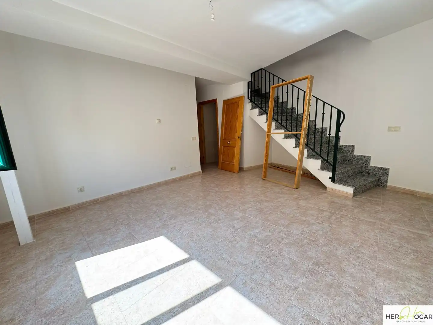 Flat for sale in Alameda de la Sagra  with Heating