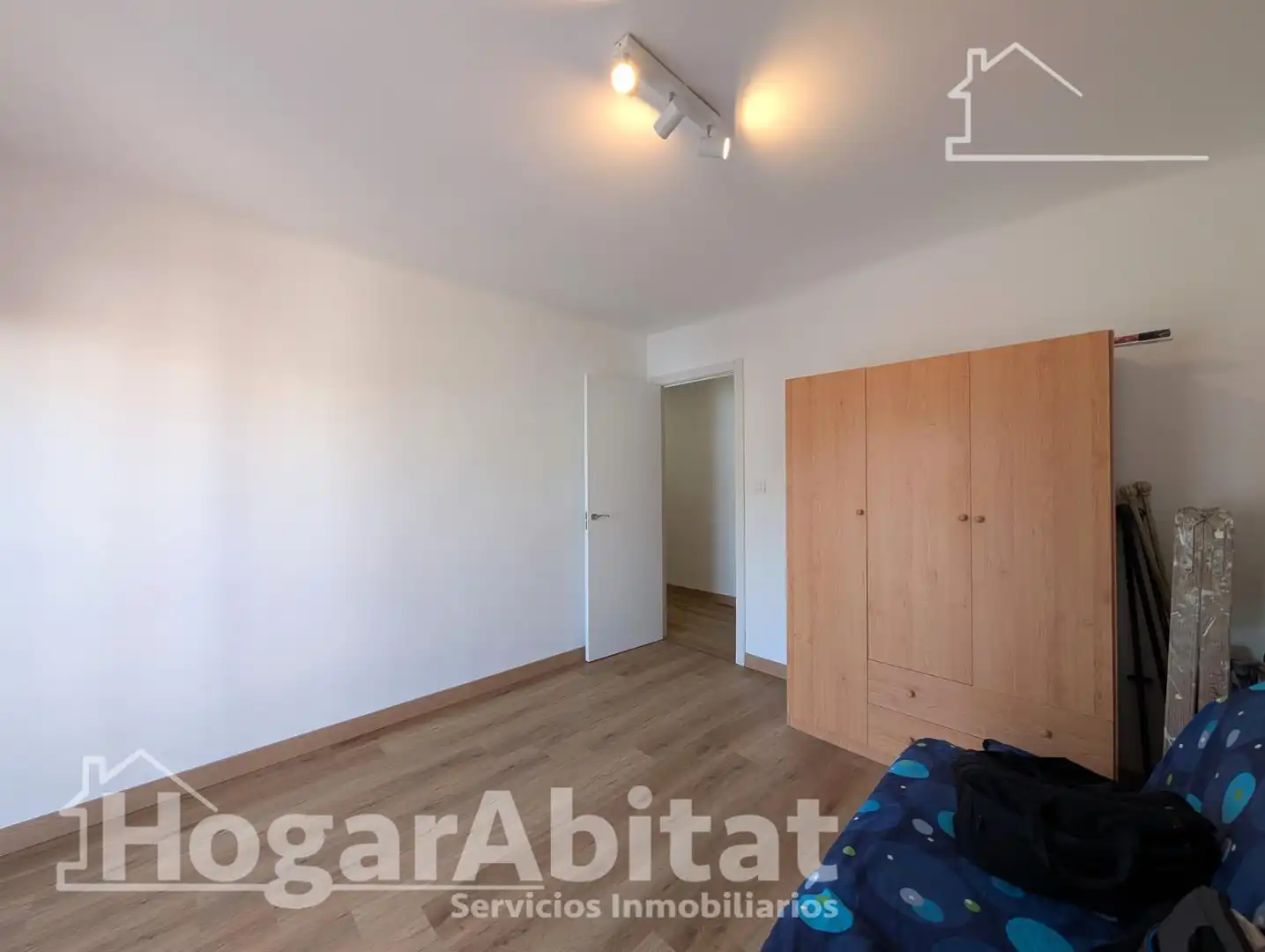 Dormitori de Pis en venda en Alicante / Alacant amb Aire condicionat, Calefacció i Moblat