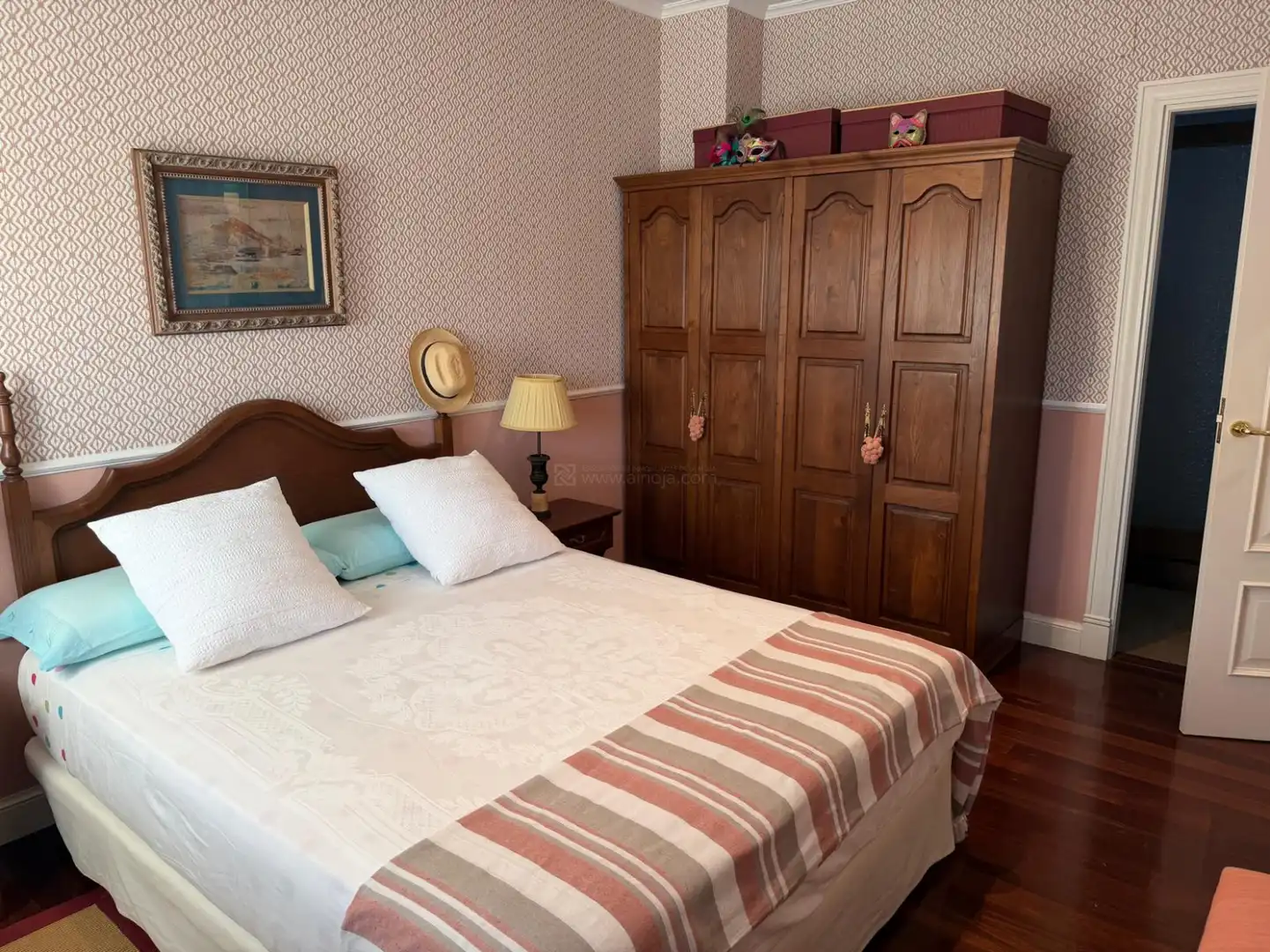 Habitación de Casa o chalet en venta en Anguciana con Calefacción, Jardín privado y Parquet