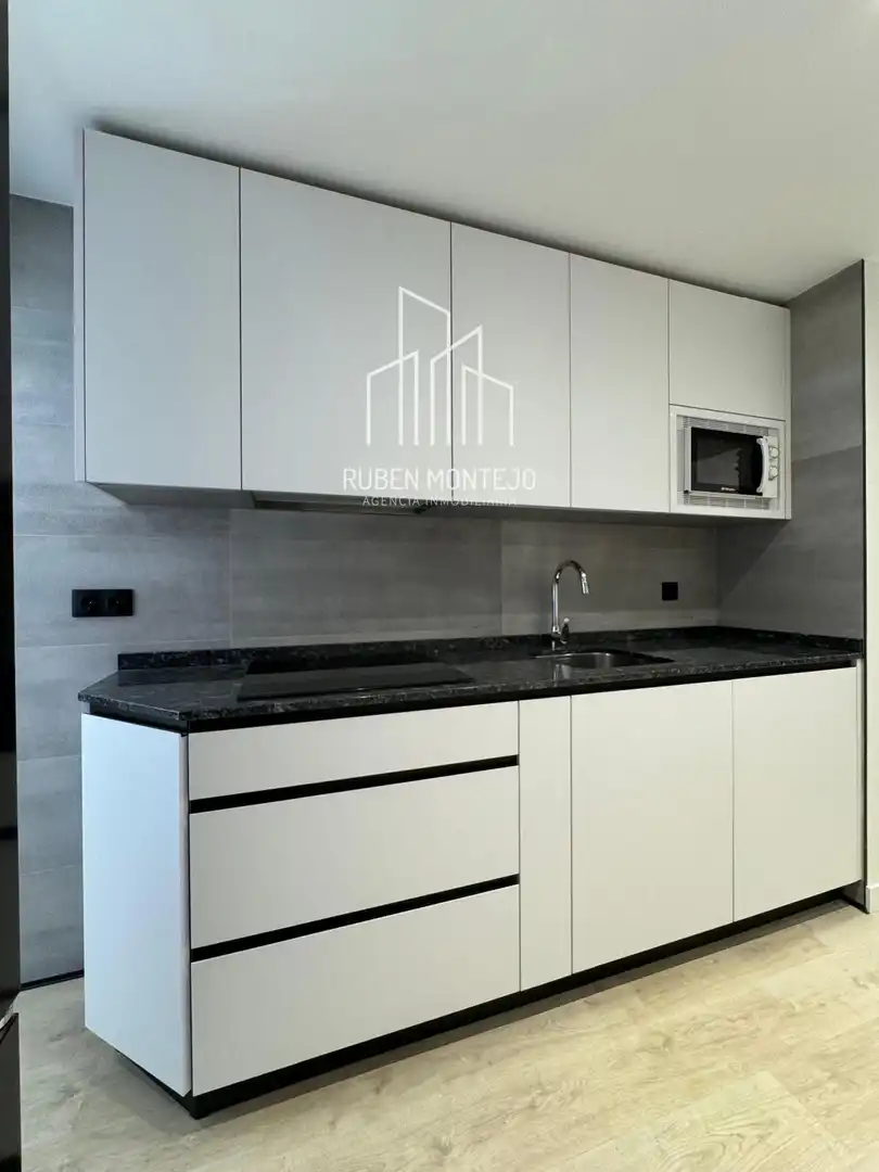 Flat for rent in Gomez Arias, Vidal