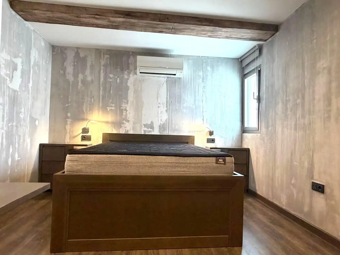 Habitación de Ático en venta en Elche / Elx con Aire acondicionado, Terraza y Amueblado