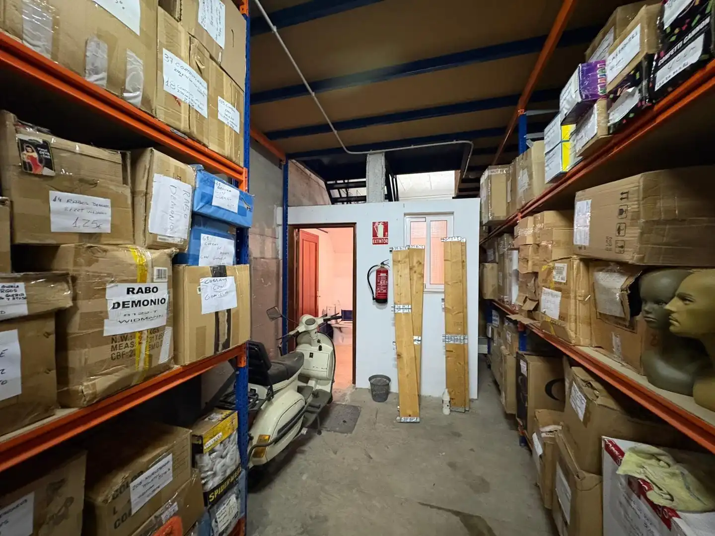Industrial buildings for sale in Espartinas