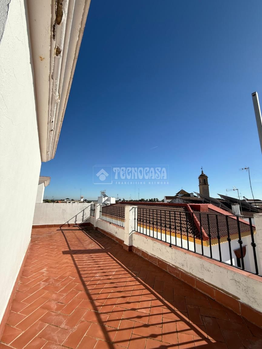 Terrace of Single-family semi-detached for sale in Villamanrique de la Condesa