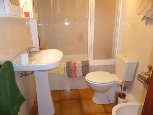 Bany de Casa o xalet en venda en Tortosa amb Aire condicionat, Calefacció i Jardí privat