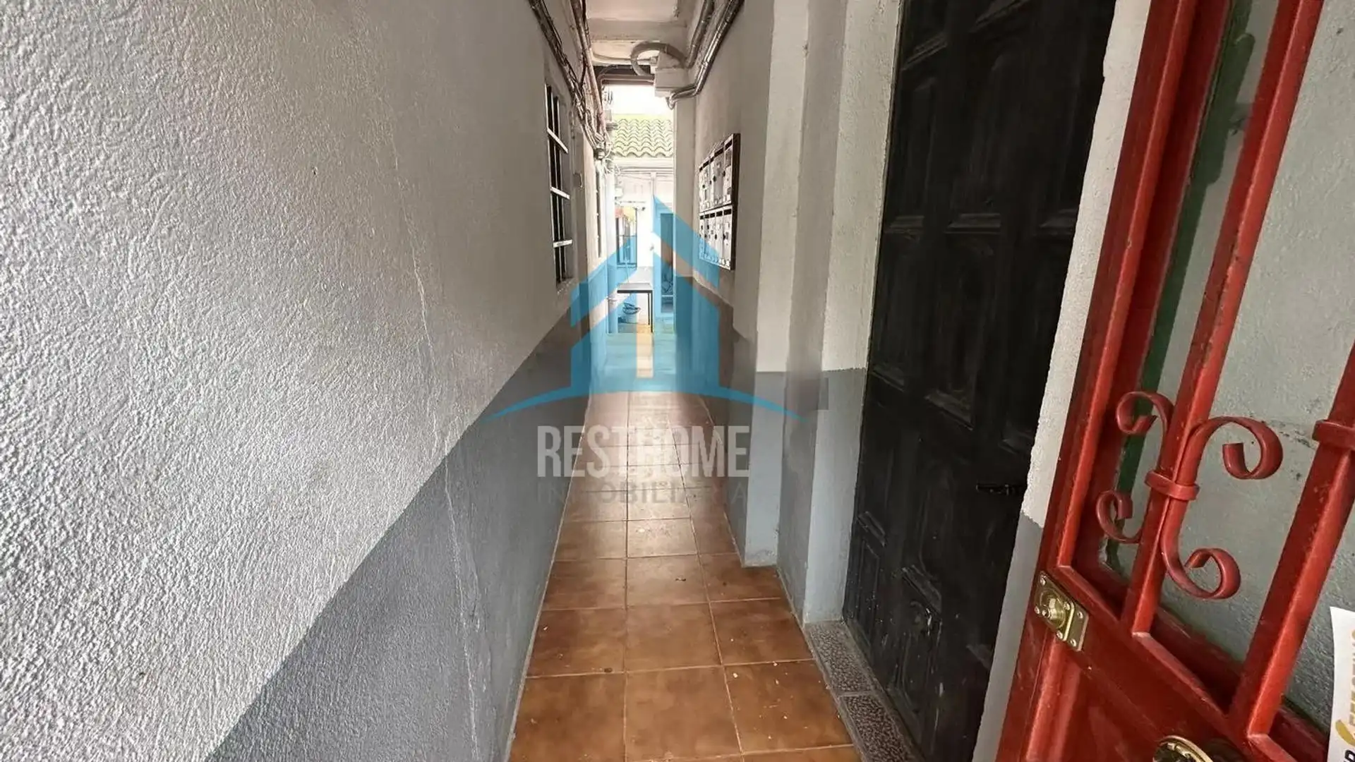 Flat for sale in  Madrid Capital  with Furnished