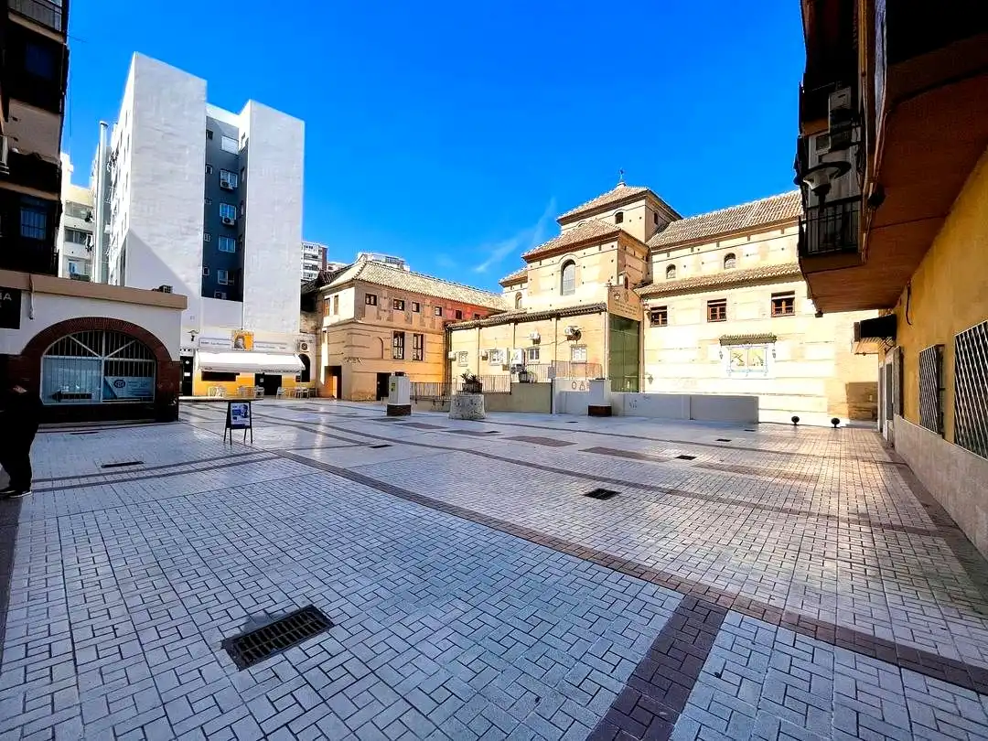 Flat with terrace for sale in Calle Cuarteles, imagen 2