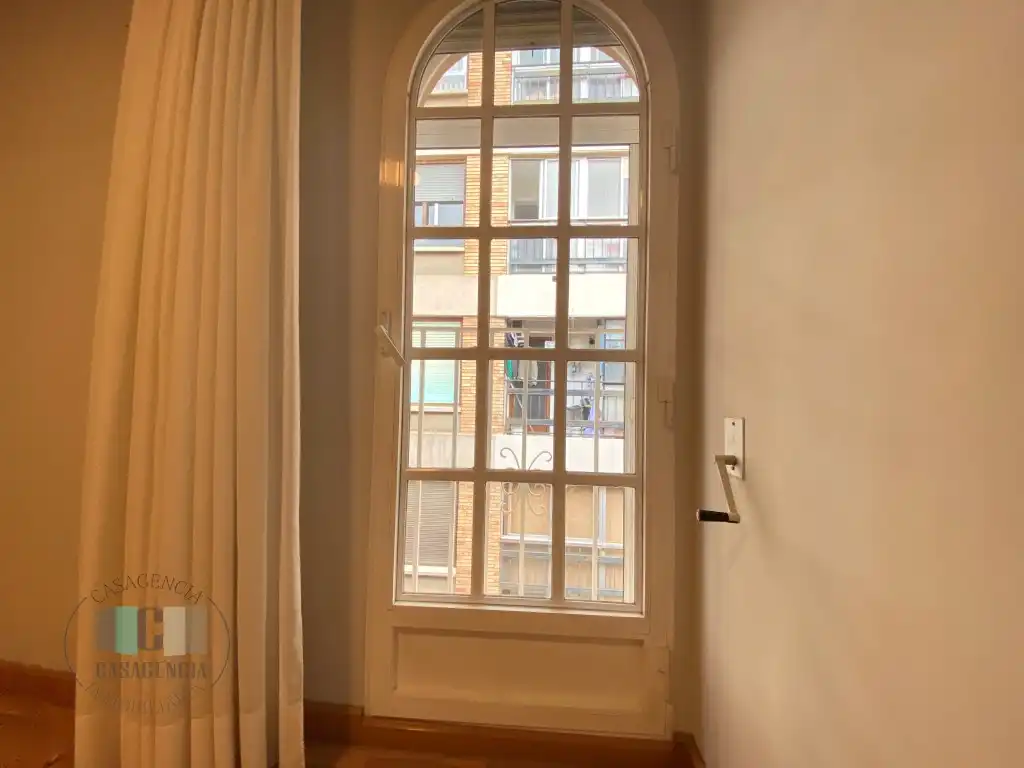Duplexes for sale in Calle Poeta Verdaguer, Hospital - Plaza del Real