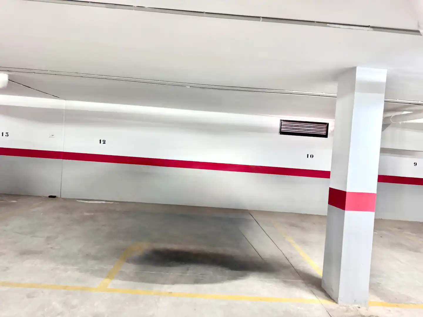 Parking de Apartamento en venta en Paterna del Río con Terraza, Trastero y Amueblado