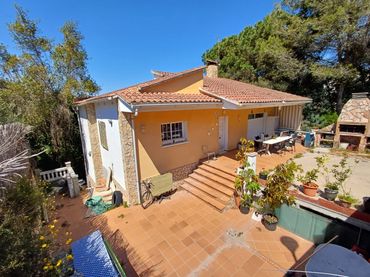 Maison avec jardin à vendre à Carrer de l'Assutzena