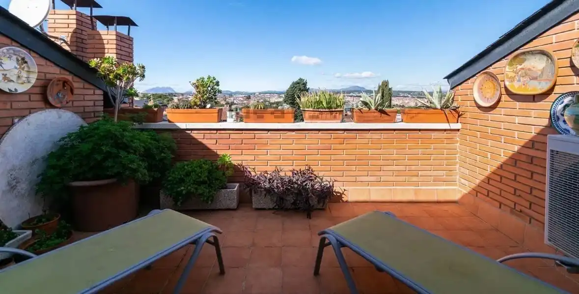 Terraza de Casa adosada en venta en Sant Cugat del Vallès con Aire acondicionado, Calefacción y Parquet