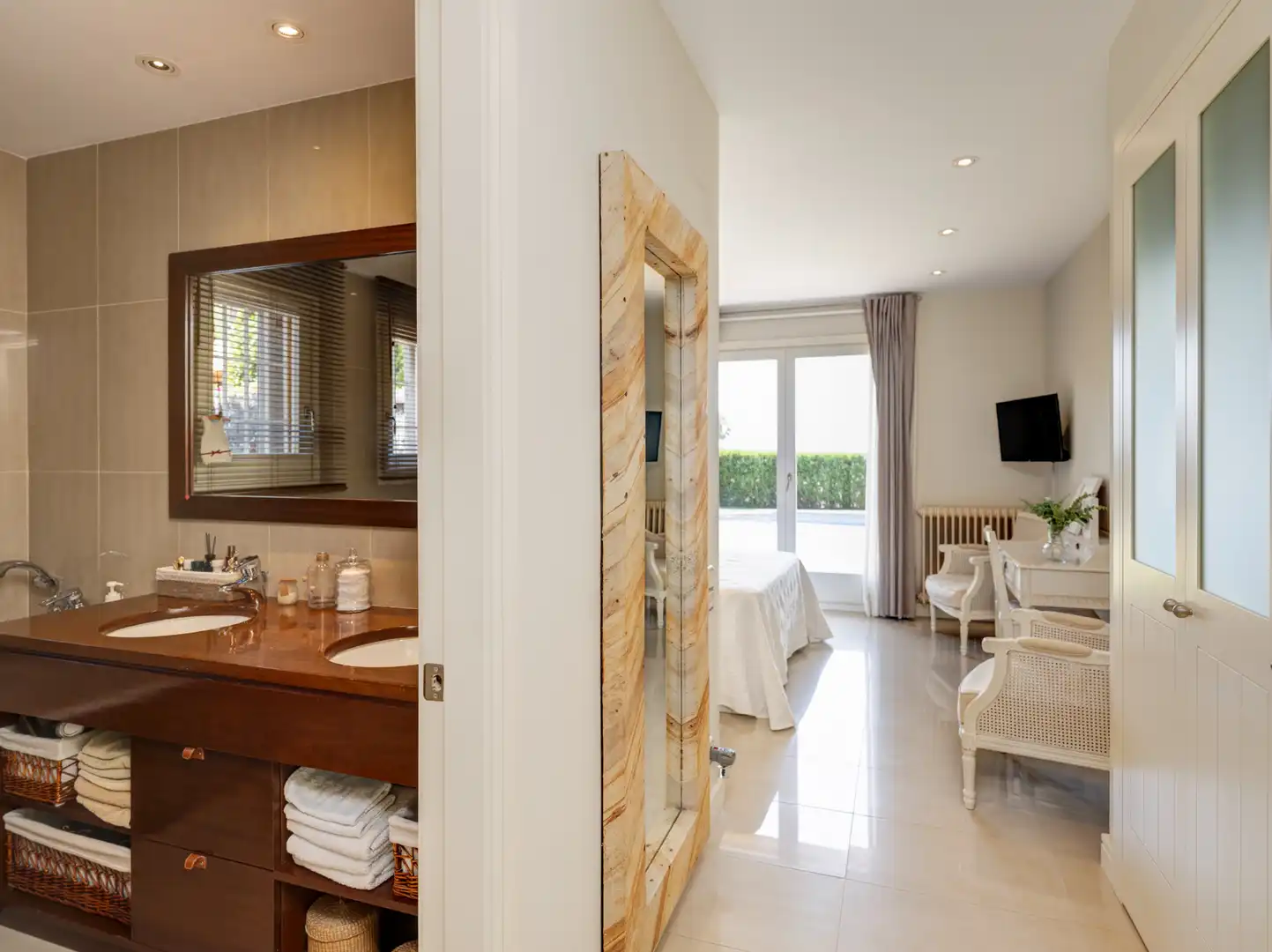 Bathroom of Houses for sale in Sant Andreu de Llavaneres  with Air Conditioner, Heating and Private garden