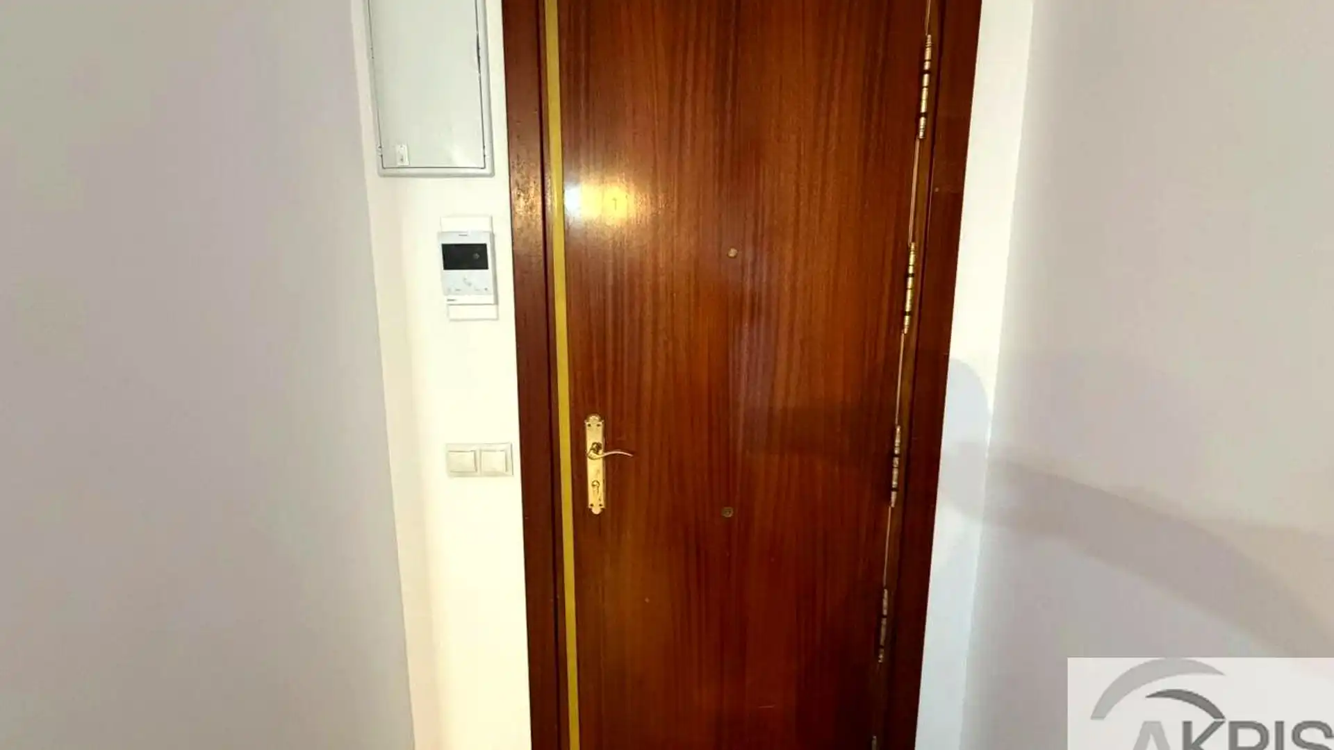 Piso en venta en Del Espinar, Vista Alegre, Carabanchel