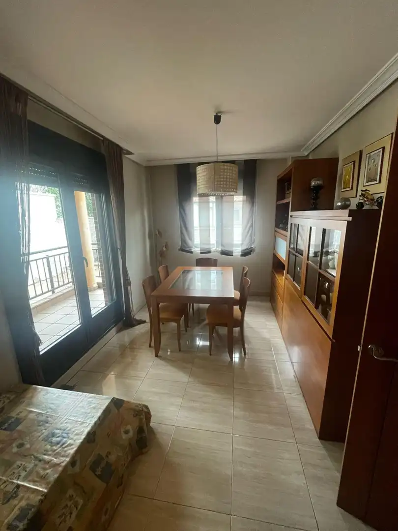 Dining room of Houses for sale in Valladolid  with Heating, Terrace and Community pool
