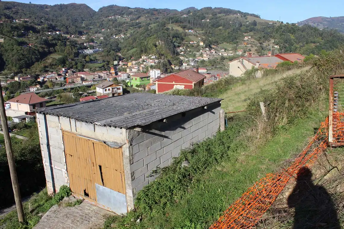 Terreny residencial en venda a San Martín del Rey Aurelio, imagen 4