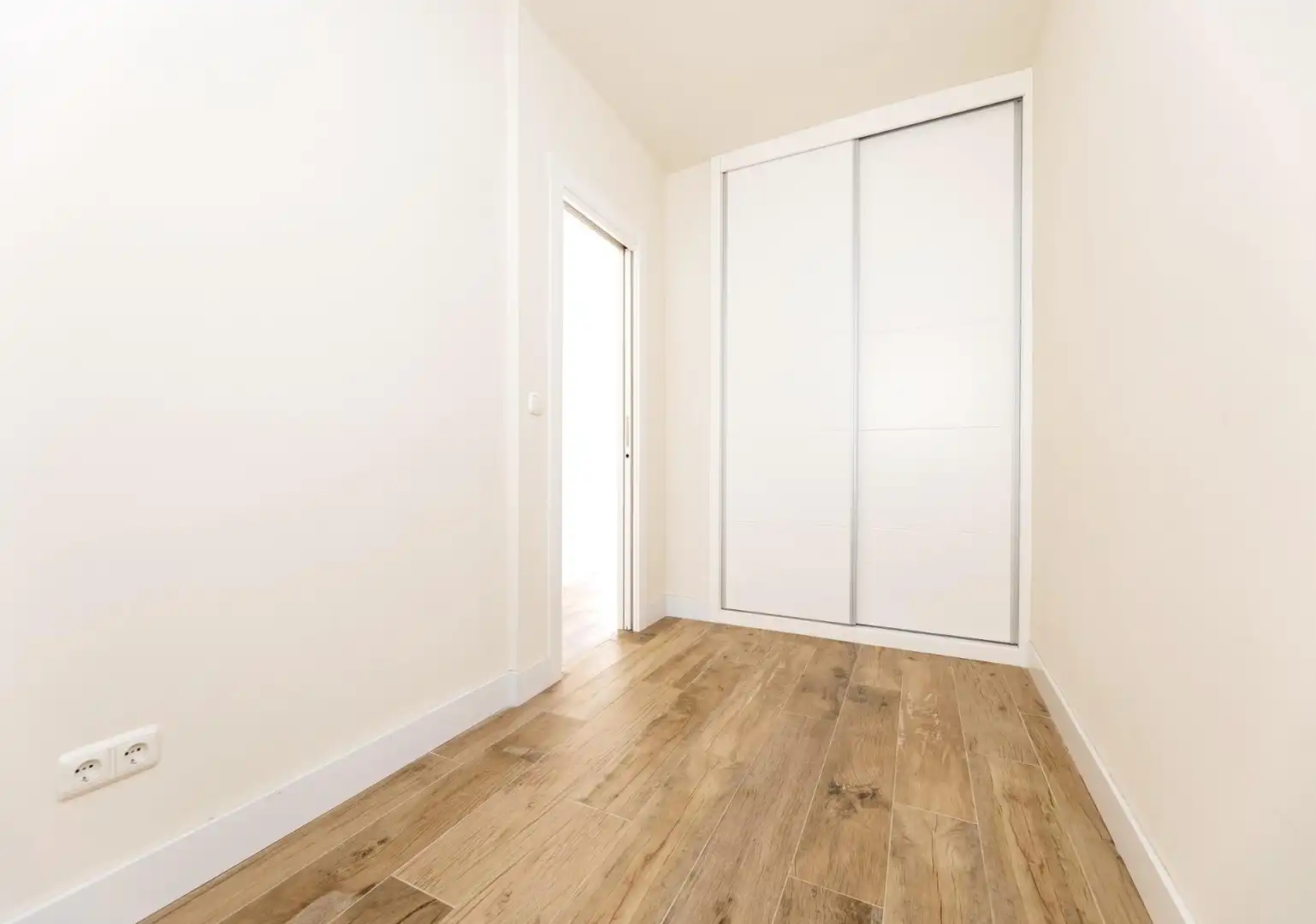 Habitación de Ático en venta en Granada con Aire acondicionado, Calefacción y Terraza