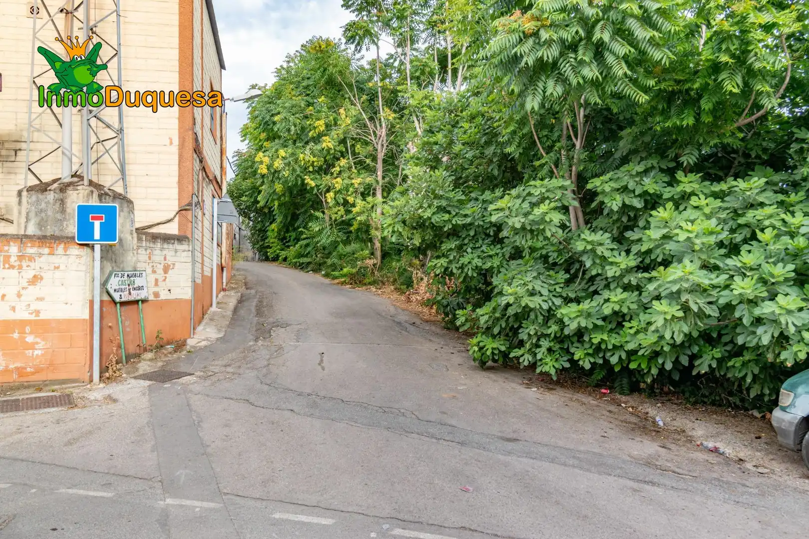 Industrial buildings for sale in Jun