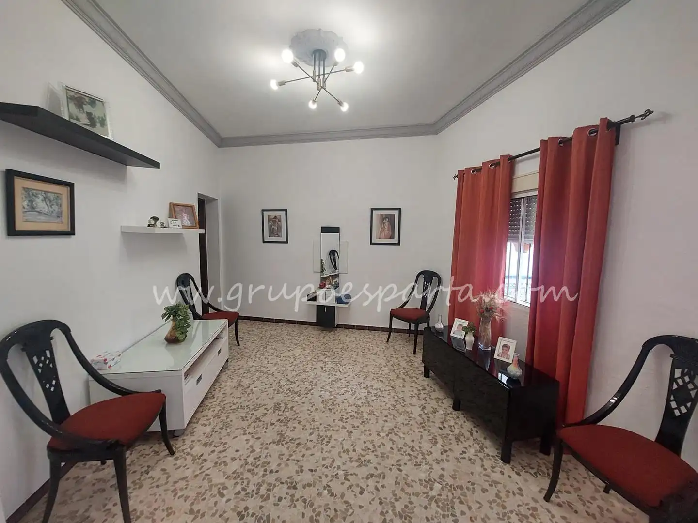 Sala de estar de Casa adosada en venta en Olivares con Aire acondicionado, Terraza y Amueblado