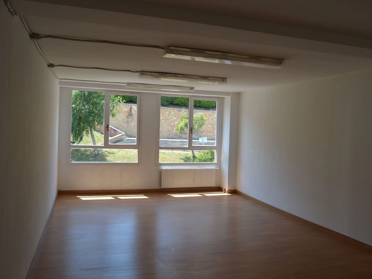 Local de lloguer en Santurtzi  amb Calefacció