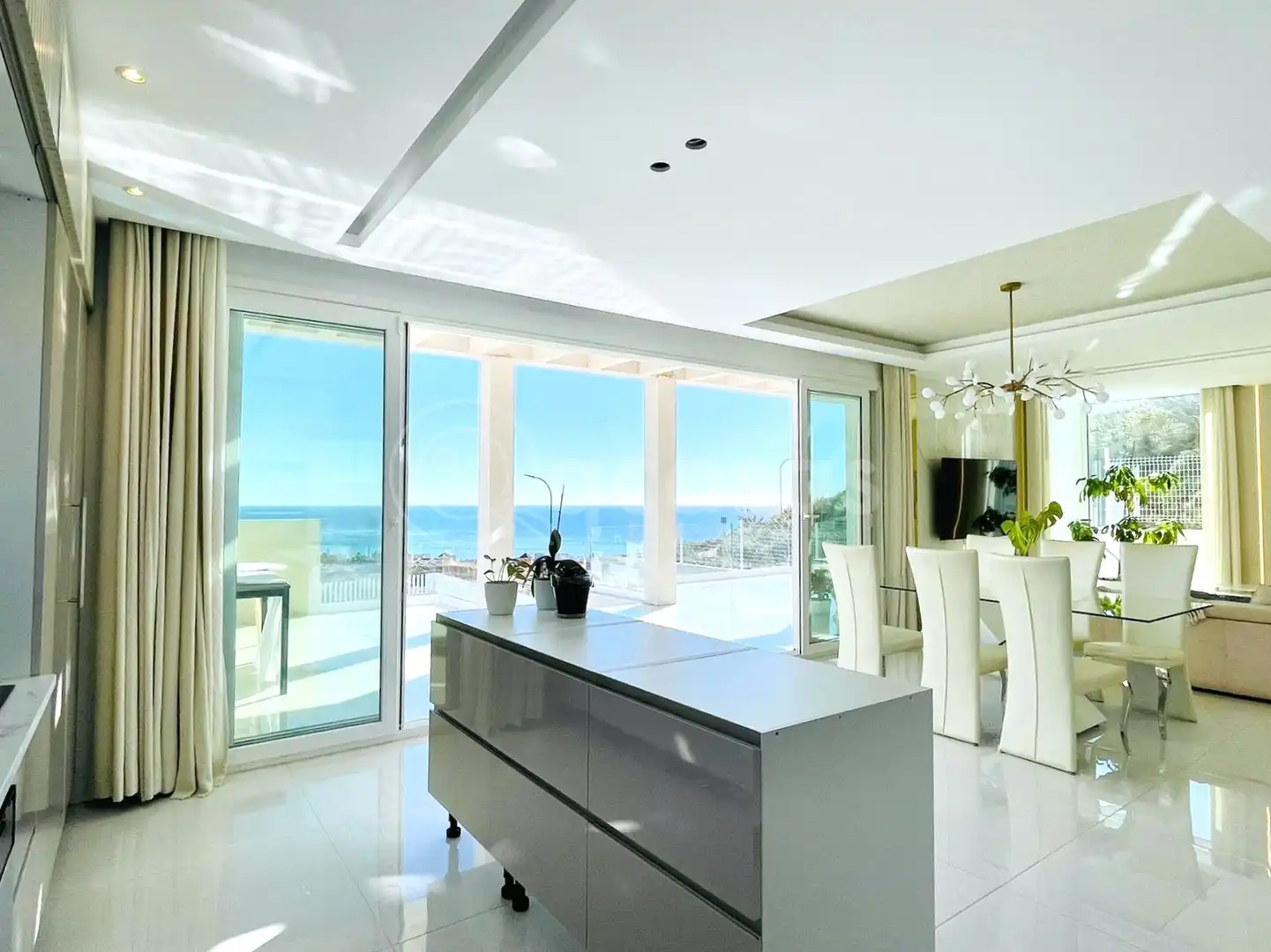 Cocina de Casa o chalet en venta en Benalmádena con Aire acondicionado, Calefacción y Jardín privado
