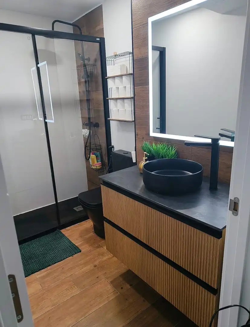 Baño de Apartamento en venta en Benidorm con Aire acondicionado, Calefacción y Terraza