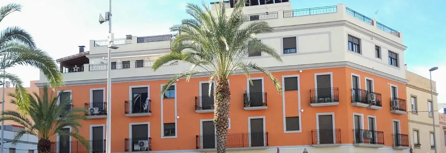 Vista exterior de Ático en venta en Nules con Aire acondicionado, Terraza y Amueblado