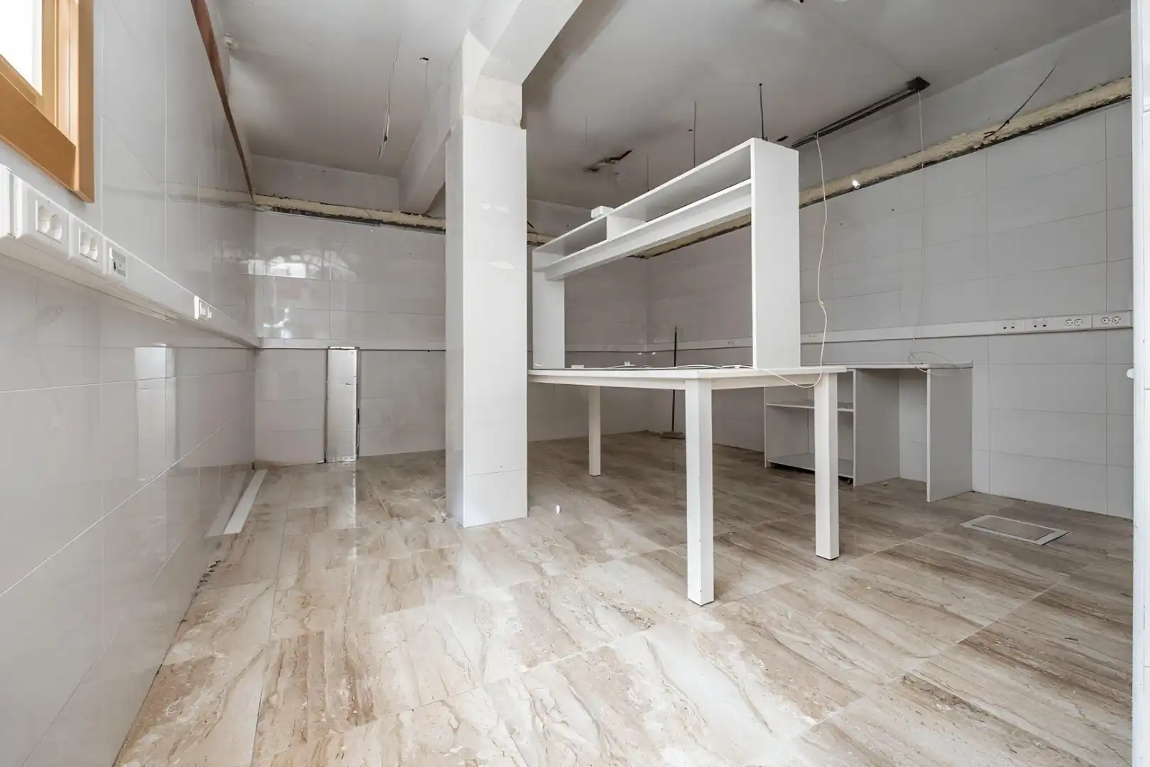 Local comercial de lloguer a Avenida del Doctor Olóriz, imagen 48