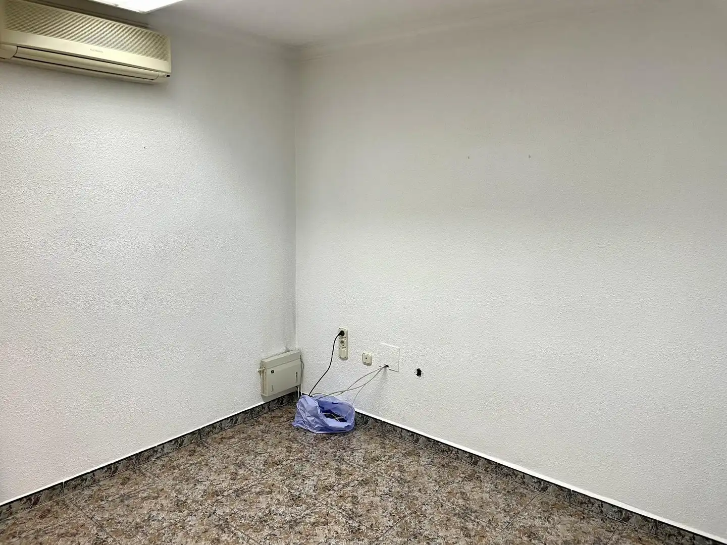 Local comercial en venta en Eugenio Ubeda, imagen 16