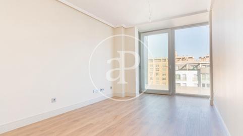 Photo 2 of Flat for rent in C. de Azofra, Las Tablas,  Madrid Capital