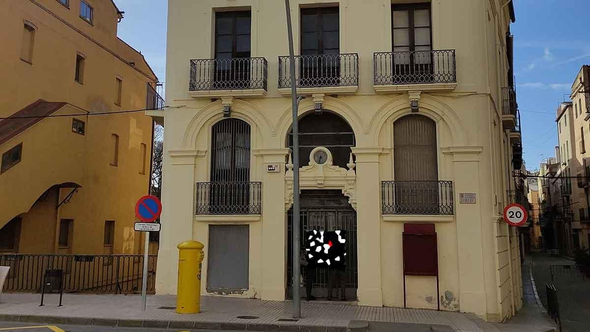 Außenansicht von Geschaftsraum zum verkauf in Falset