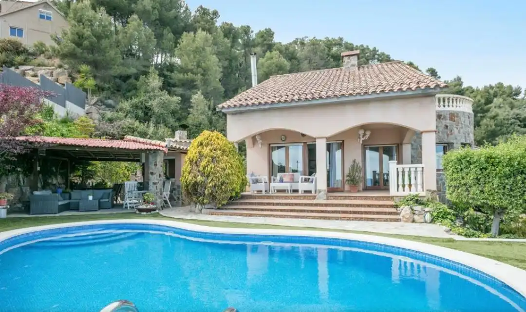 Haus mit Terrasse zum Verkauf in Corbera de Llobregat