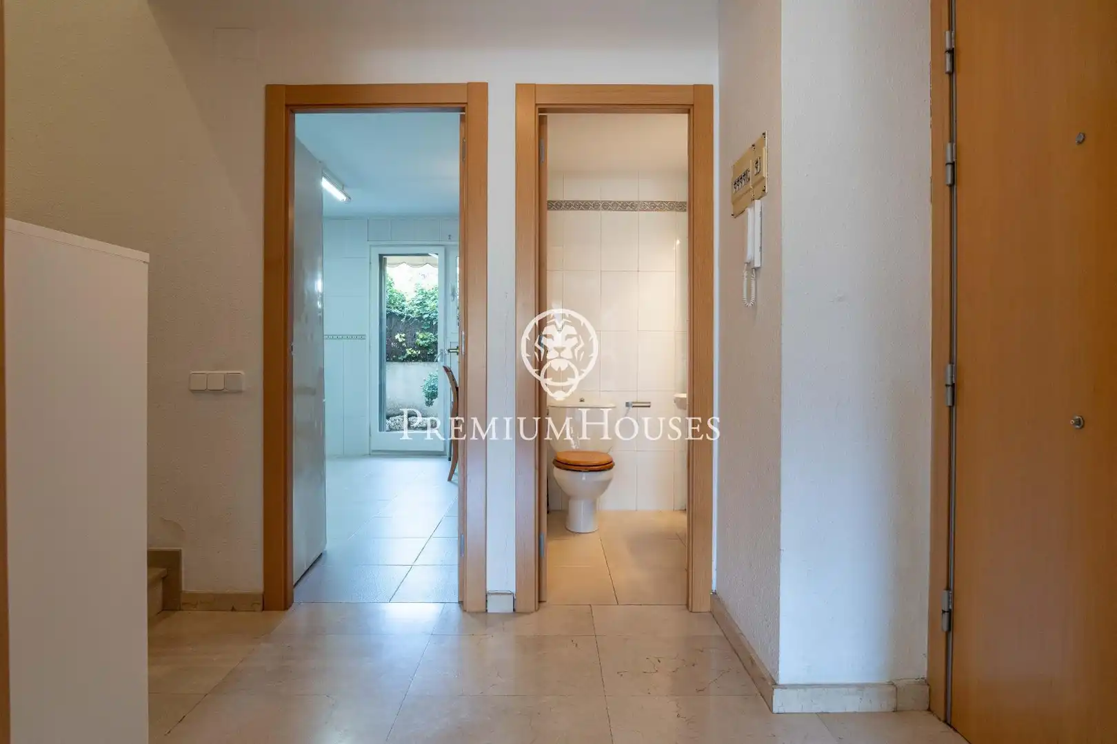 Ground floor for sale in Castelldefels  with Heating, Terrace and Storage room