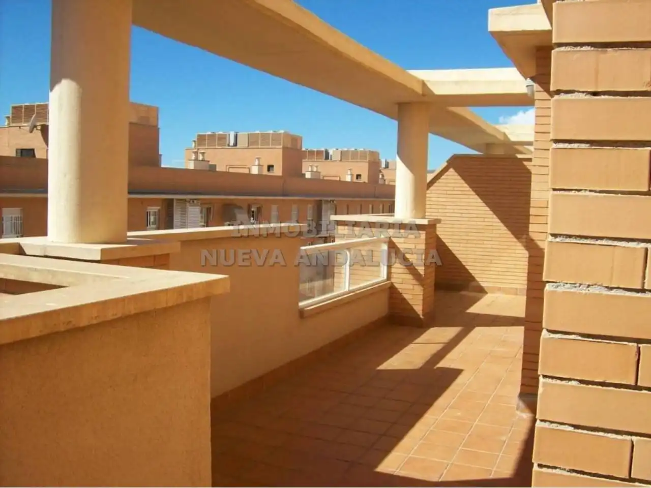 Terrassa de Àtic de lloguer en  Almería Capital amb Aire condicionat, Parquet i Terrassa